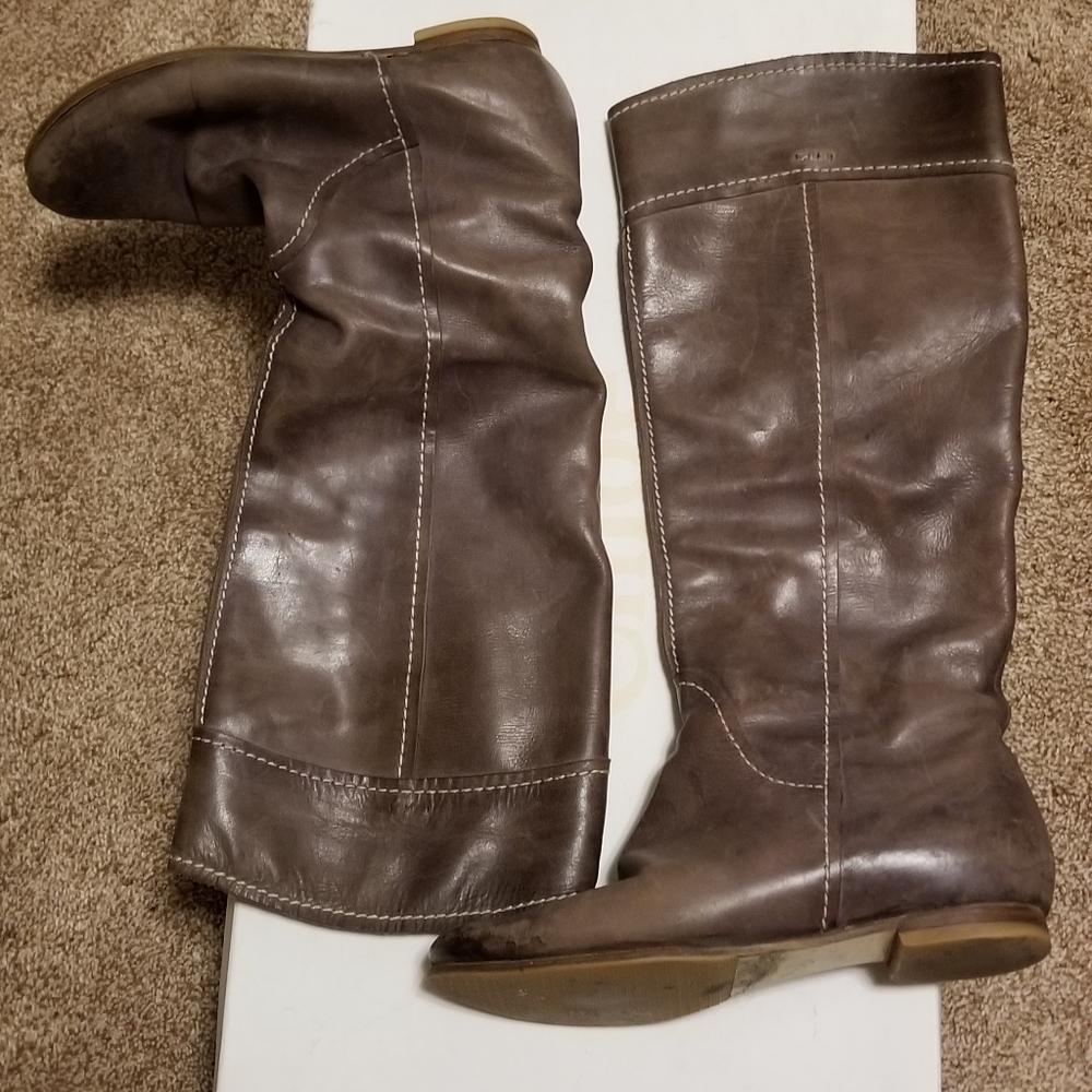 Chloe boots